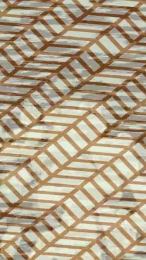 Benzersiz video giriş tasarımı projeleri için detaylı yüzey kalıbı film animasyon stili grafik girişi