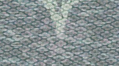 Benzersiz video giriş tasarımı projeleri için detaylı yüzey kalıbı film animasyon stili grafik girişi