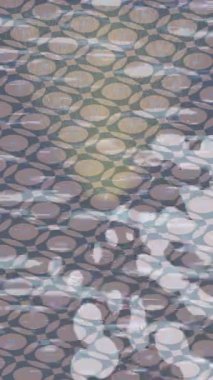 Benzersiz dijital hareket grafiklerine sahip yaratıcı sinematik projeler için yumuşak animasyon yüzeyi