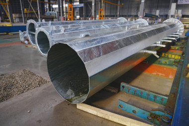 Fabrika makineleri ve aksesuar kombinasyonu