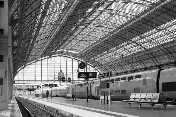 Bordeaux, Fransa, 2023-11-29. Bordeaux Saint Jean tren istasyonunun manzarası. Fotoğraf: Jean-marc Vigneres