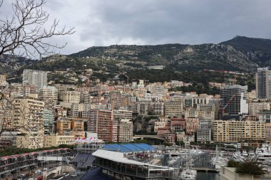 Monako şehri manzarası, tarihi binalar