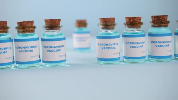 Разработка и создание коронавирусной вакцины ковид-19. Корона Ковида - 19 — стоковое видео