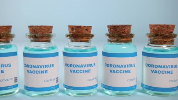 COVID-19-rokote. Terveydenhuollon lääketieteellinen käsite. Kehityksen luominen — kuvapankkivideo