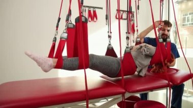 Boyun ağrısı, kiropraktik sırt düzeltmesi. Osteopati, akupres, spor sakatlığı