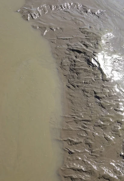 Ebb ve akış - gelgit ve gelgit aralığı