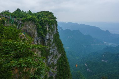 Zhangjiajie, Çin 'deki Tianmen Dağı. Yüksek kalite fotoğraf