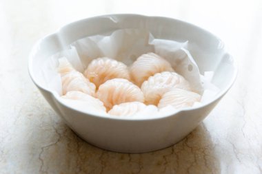 Buharda pişmiş hamur köftesi, Çin mutfağı.