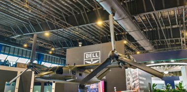 Singapur-10 Şubat 2026.Bell V-280 Valor modeli, Bell Helikopteri tarafından geliştirilen yeni nesil bir tiltrotor uçağı. Tiltrotor teknolojisi bir helikopter gibi havalanmasını ve bir uçağın hızı ve menzili ile uçmasını sağlıyor..