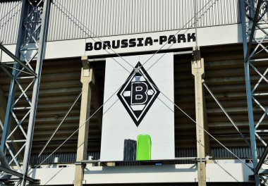 Borussia Moenchengladbach, das Logo am Borussia Parkı
