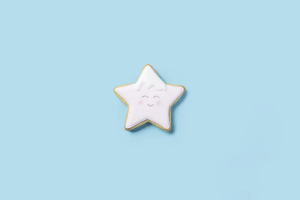 Biscoitos Forma Uma Estrela Com Cobertura Pintaram Uma Cara Contexto — Fotografia de Stock