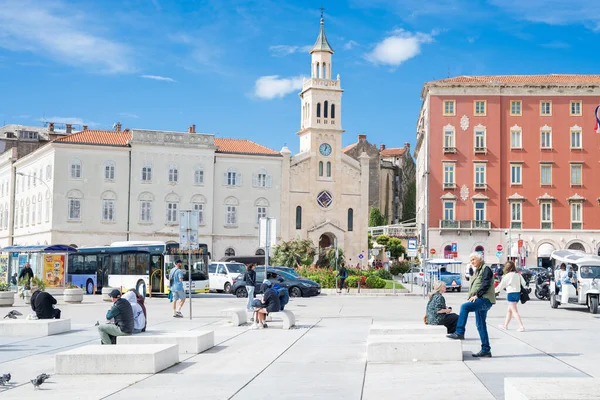 Bölünme, Hırvatistan, 3 Ekim 2025, Adriyatik Denizi üzerinde St. Francis Kilisesi ve Manastırı