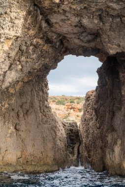 Malta 'nın Mavi Göl' ündeki kayalıklar