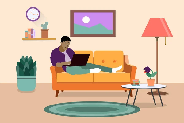 Freelancer trabalhando em casa com computador portátil no sofá aconchegante. por conta própria, liberdade, na sala de estar. EPS — Vetor de Stock