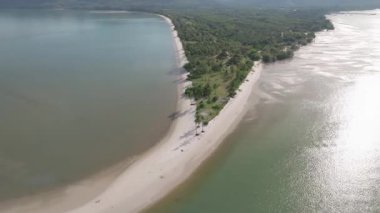 Koh Yao Yai, Tayland 'da meşhur tropikal kumsal Laem Haad.