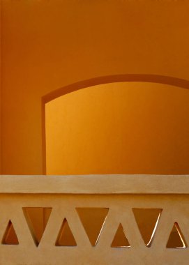 Yay gölgeli, geometrik desenli ve sıcak tonlu minimalist mimari duvar, boşluğu kopyala