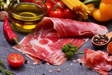 Geleneksel İspanyol yemeği hamon