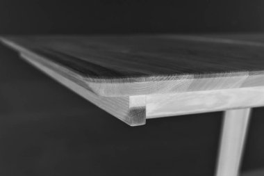 Ahşap yemek masası yüzeyi. Doğal ahşap mobilyalar. Video veya fotoğraf çekimi için sağlam ahşap masa arkaplanı