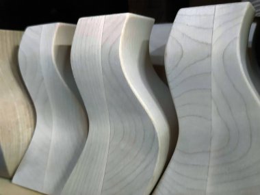 Yataklar için tahta bacaklar yakın görüş, soyut biçim arka plan