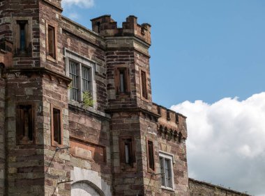 Eski Kelt kale duvarları, İrlanda 'daki Cork City hapishanesi. Kale, kale arkaplanı