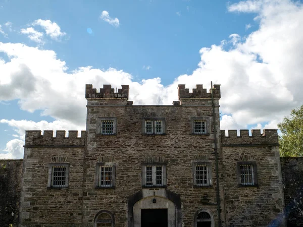 Eski Kelt Kale Kulesi, İrlanda 'daki Cork City Hapishanesi. Kale, kale arkaplanı