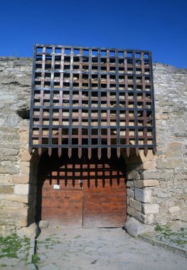 Kamianets-Podolsky kale giriş kapıları, Ukrayna Avrupa ortaçağ mimarisi