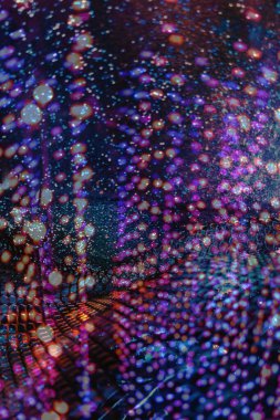 Soyut ışıltılı arka plan deseni, kutlama duvar kağıdı, sunum kapağı. Canlı renkler, şenlikli duvar kâğıdı çizimi