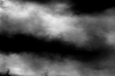 Şeffaf bir arka planda izole edilmiş gerçekçi sis ve sis etkisi. Yumuşak atmosferik duman, fotoğraf düzenleme, sinematik efektler, görsel tasarım ve dijital bileşim için idealdir..