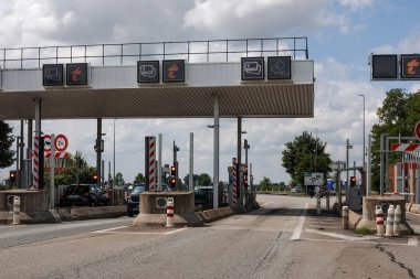 Otoyol gişesi görüntüsü