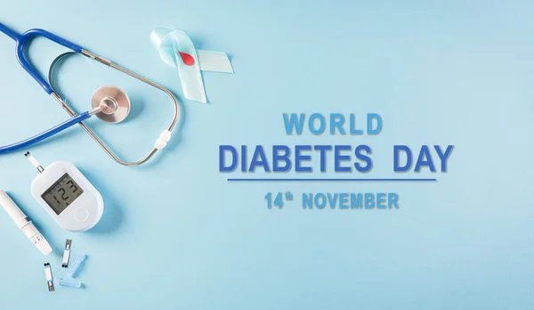 Conceito Mundial Consciência Dia Diabetes Estetoscópio Com Conjuntos Medidor Glicose — Fotografia de Stock