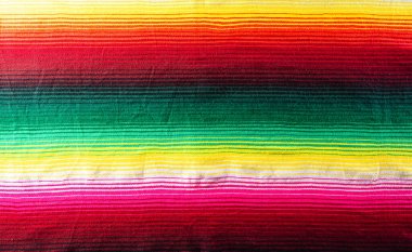 Meksika battaniye şeritlerinden ya da panço serape arka planından yapılmış Cinco de mayonez arkaplan dekorasyonu.