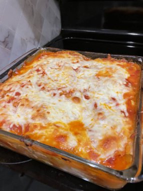 Evde kabak lazanyası ile sağlıklı yemek pişirmek