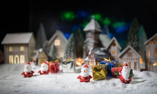 Conceito Natal Feriados Ano Novo Pequenas Casas Pequenas Decorativas Bonitos — Fotografia de Stock