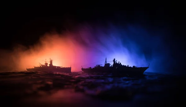 Koncepcja Wojny Nocna Bitwa Morzu Dramatyczny Efekt Stonowanych Chmur Sylwetka — Zdjęcie stockowe
