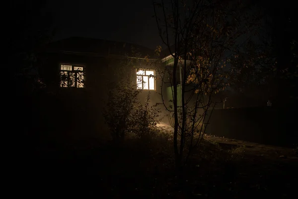 Casa Velha Com Fantasma Floresta Noite Casa Terror Assombrada Abandonada — Fotografia de Stock