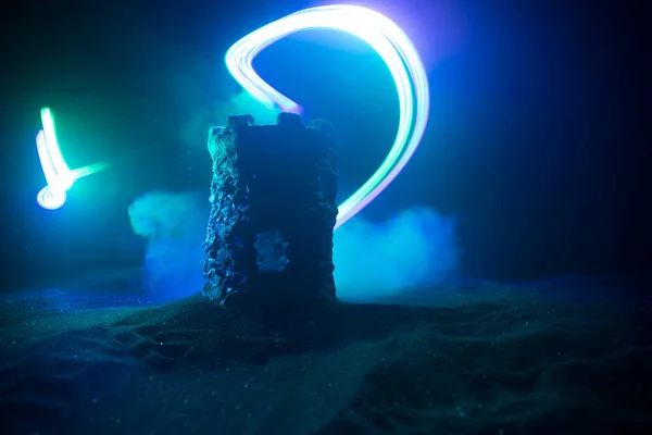 Torre Defesa Pedra Noite Miniatura Castelo Medieval Com Luz Fundo — Fotografia de Stock