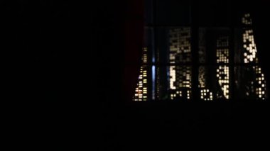 Çizgi film tarzı şehir binaları. Gerçekçi şehir ışıklarla minyatürler inşa ediyor. Geçmişi. Dekoratif şehir. Seçici odak