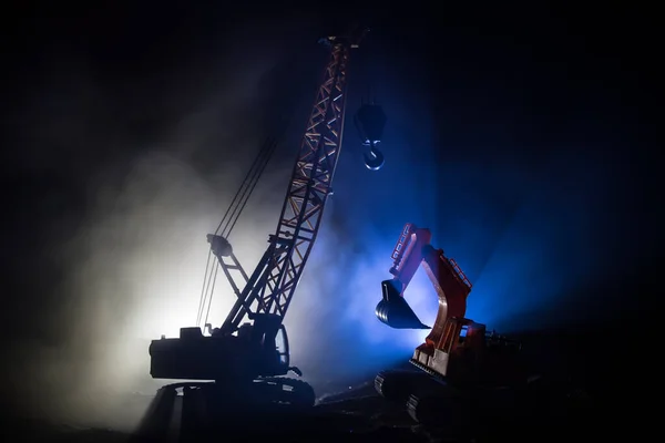 Resumo Fundo Industrial Com Silhueta Guindaste Construção Sobre Céu Noturno — Fotografia de Stock