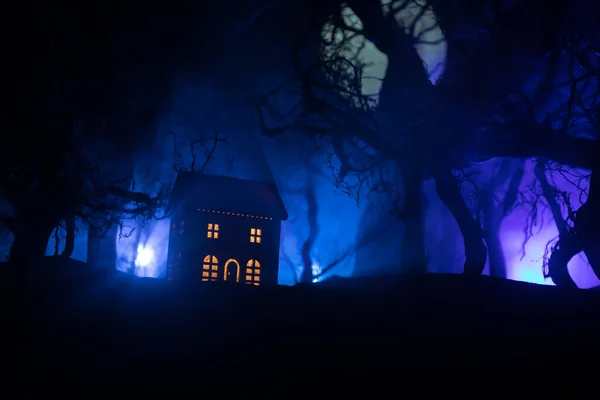 Vecchia Casa Con Fantasma Nella Foresta Notte Abandoned Haunted Horror — Foto Stock