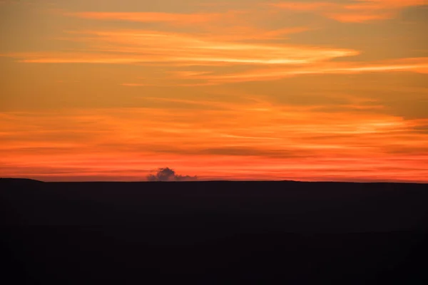 Farbenfroher Sonnenuntergang Über Den Berghügeln Schöne Landschaft Aserbaidschan — Stockfoto