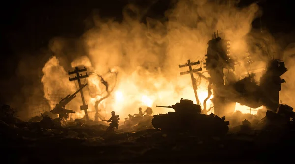 Concepto Guerra Siluetas Militares Que Luchan Escena Fondo Del Cielo —  Fotos de Stock