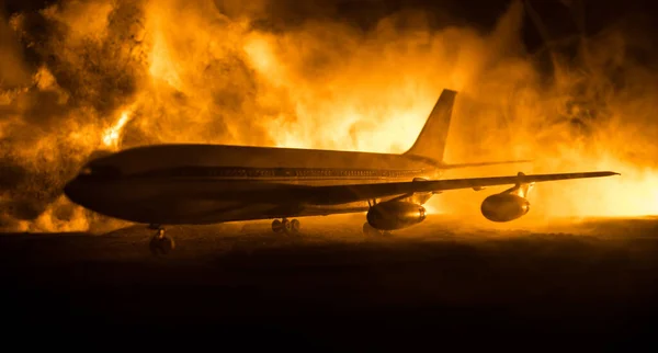 Lucht Crash Een Brandend Vliegtuig Het Vliegtuig Stortte Neer Grond — Stockfoto