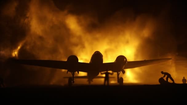 Uçak Kazası Düşen Uçak Yanıyor Uçak Yere Çakıldı Koyu Renk — Stok video