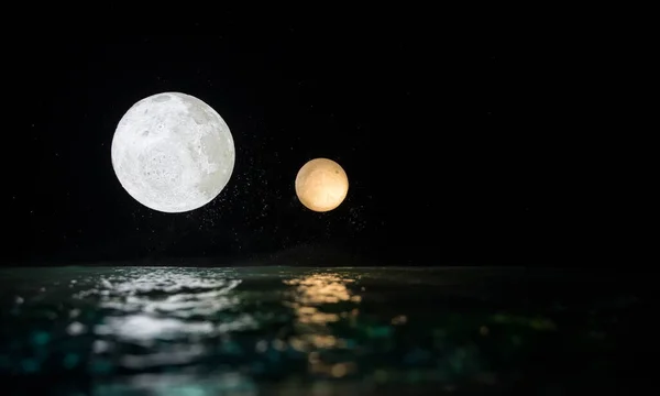 Concetto Fantasy Luna Piena Mare Fino Notte Decorazione Della Tavola — Foto Stock