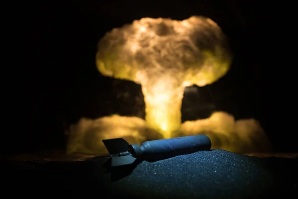 Πυρηνικός Πόλεμος Έκρηξη Πυρηνικής Βόμβας Δημιουργική Διακόσμηση Σκούρο Χρώμα Επιλεκτική — Φωτογραφία Αρχείου