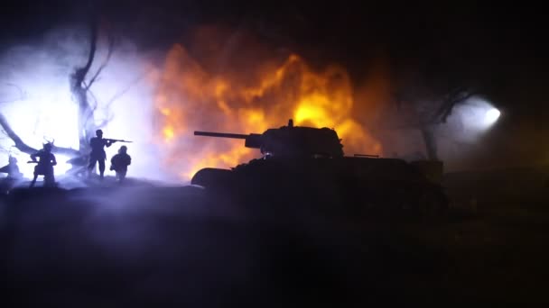 Концепція Війни Військові Силуети Воювали Фоні Військового Туману Солдати Світової — стокове відео