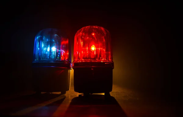 Polisbil Blå Och Röd Rund Vintage Siren Mörker Roterande Retro — Stockfoto