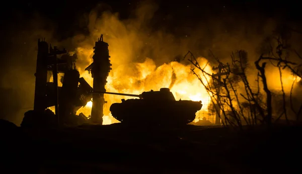 Concetto Guerra Silhouette Militari Scena Combattimento Sfondo Cielo Nebbia Guerra — Foto Stock