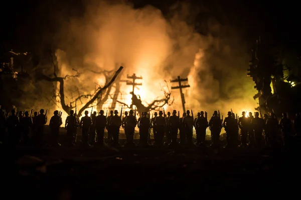 Krigskoncept Militära Silhuetter Slåss Scen Krig Dimma Himmel Bakgrund Världskriget — Stockfoto