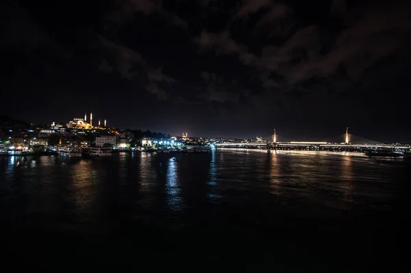 Luci Notturne Hagia Sophia Sotto Luna Piena Crepuscolo Istanbul Turchia — Foto Stock